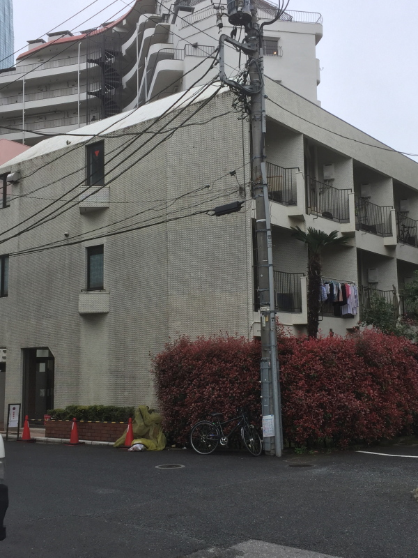 価格変更しました 乃木坂駅徒歩2分の好立地 最上階の角部屋 26 ワンルーム 東京ミッドタウン迄徒歩5分 郵便局 コンビニも1分圏内 ラポール乃木坂 大樹ホーム株式会社